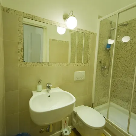 Indipendenza Suite-3